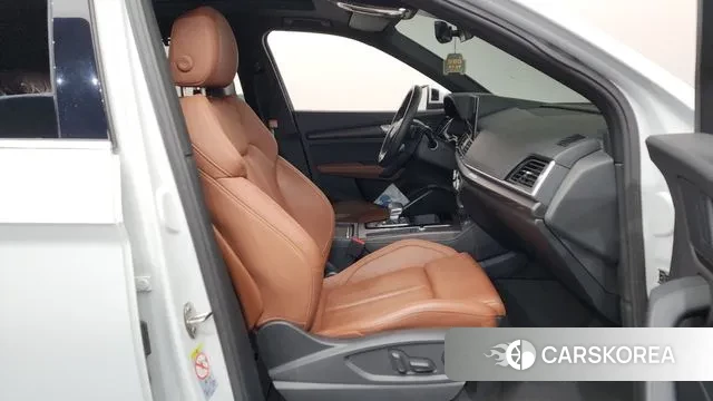 Audi Q5 (FY) 2023 Белый из Кореи, фото 2