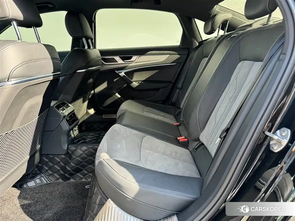 Audi A6L 2024 Черный из Китая, фото 2
