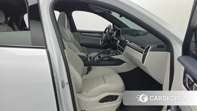 Porsche Cayenne (PO536) 2022 Белый из Кореи, фото 2