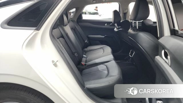 Kia K5 3rd generation 2021 Белый из Кореи, фото 2