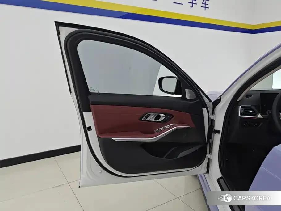 BMW i3 2023 Белый из Китая, фото 2