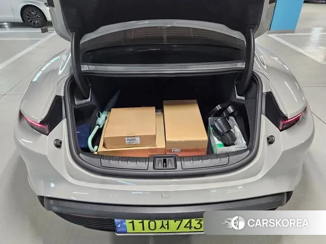 Porsche Taycan 2020 Серебристо-серый из Кореи, фото 2