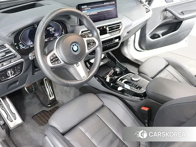 BMW iX3 2024 Белый из Кореи, фото 2