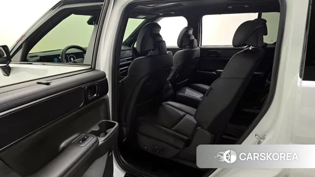 Hyundai Santa Fe (MX5) 2023 Белый из Кореи, фото 2