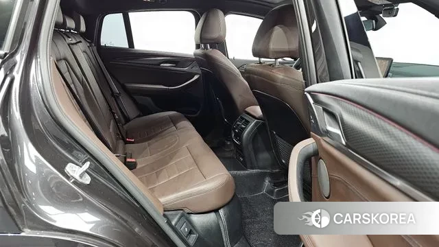 BMW X4 (G02) 2022 Черный из Кореи, фото 2