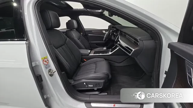 Audi A6 (C8) 2025 Белый из Кореи, фото 2