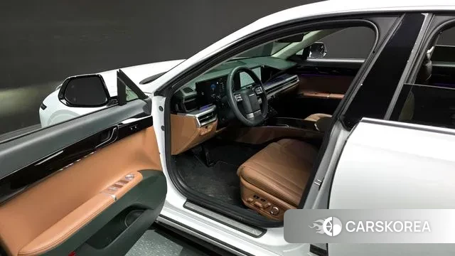 Hyundai Grandeur Hybrid (GN7) 2025 Белый из Кореи, фото 2