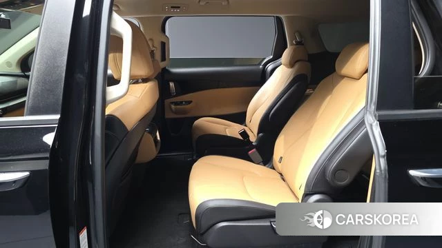 Kia Carnival 4th generation 2021 Черный из Кореи, фото 2
