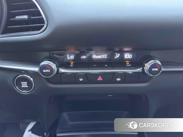 Mazda CX-30 2022 Красный из Китая, фото 2