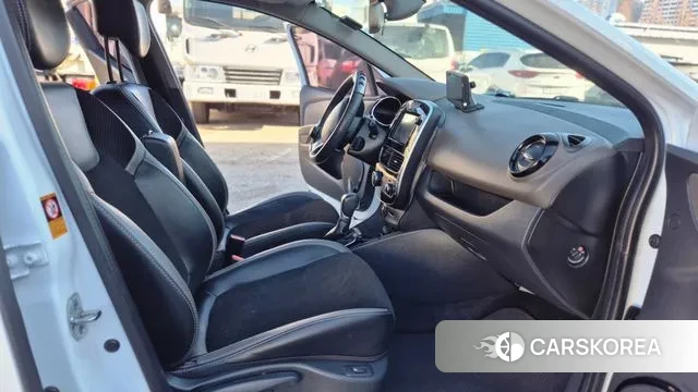 Renault Korea (Samsung) Clio 2018 Белый из Кореи, фото 2