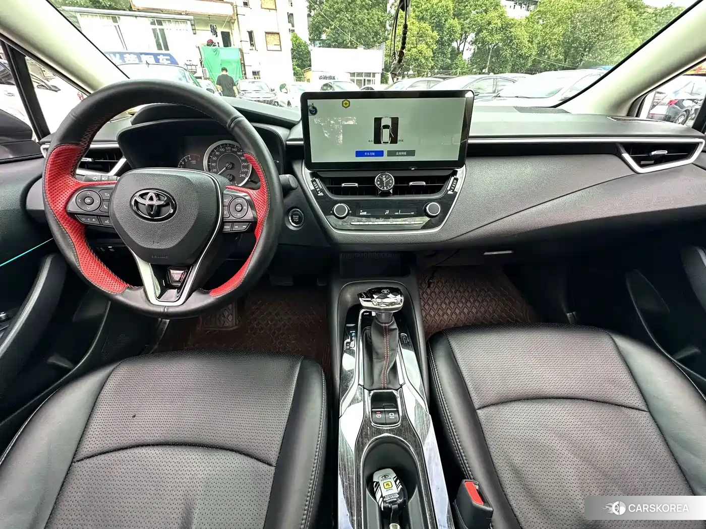 Toyota Corolla 2022 Белый из Китая, фото 2
