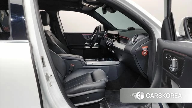 Mercedes-Benz GLB-Class X247 2024 Белый из Кореи, фото 2