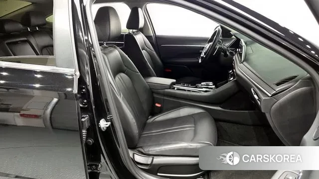 Hyundai Sonata (DN8) 2021 Черный из Кореи, фото 2