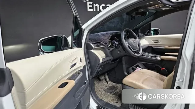 Toyota Sienna 4th Generation 2021 Белый из Кореи, фото 2