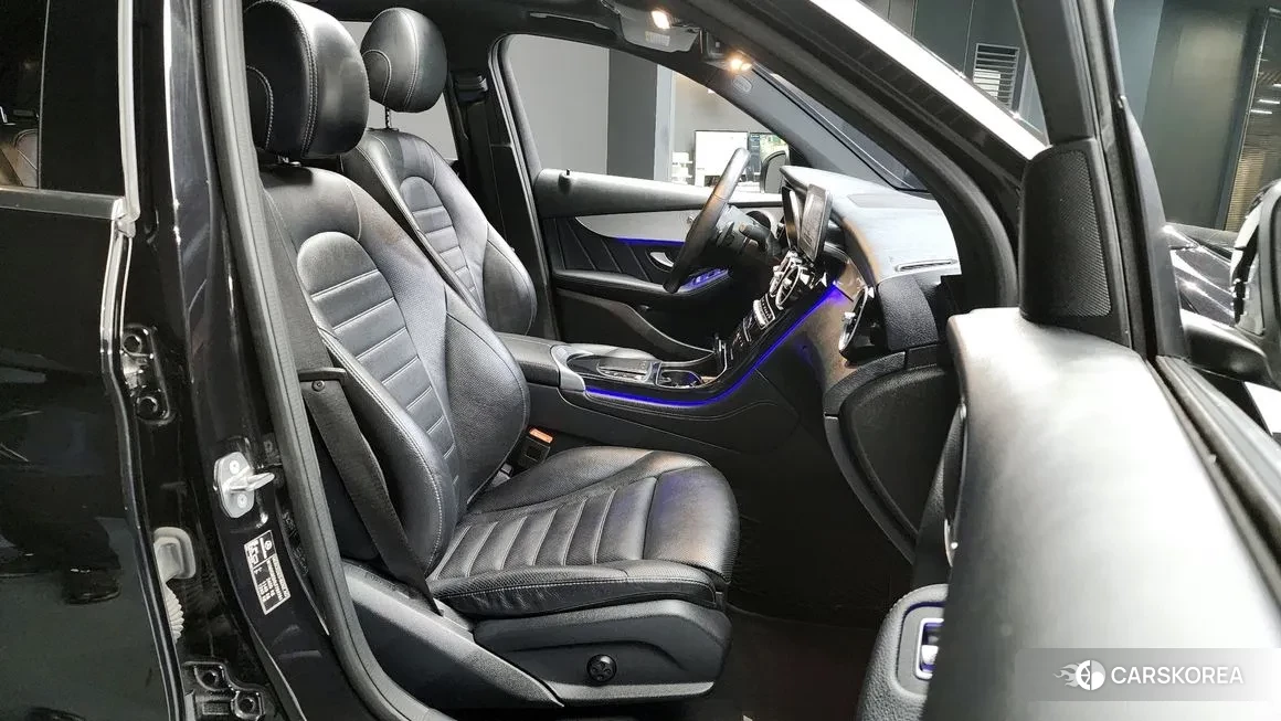 Mercedes-Benz GLC-Class X253 2020 Черный из Кореи, фото 2