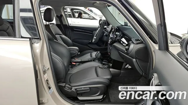 Mini Cooper S id 2652681 из Кореи 2