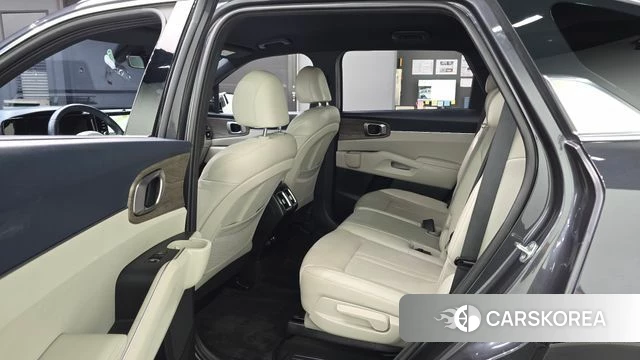 Kia Sorento 4th Generation 2023 Серый из Кореи, фото 2