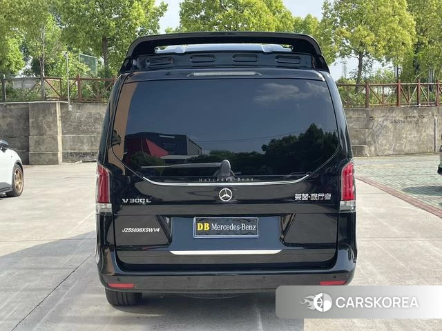 Mercedes-Benz V-class 2025 Черный из Китая, фото 2