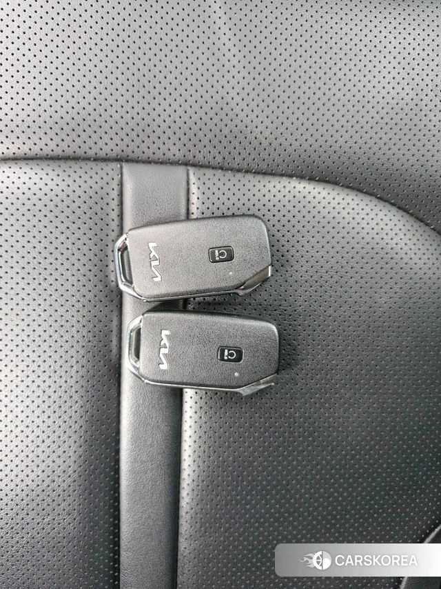 Kia K5 3rd generation 2022 Серый из Кореи, фото 2