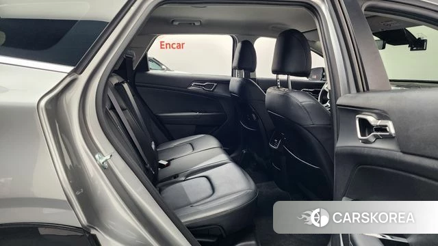 Kia Sportage 5th Generation 2023 Серебряный из Кореи, фото 2