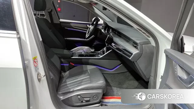 Audi A6 (C8) 2020 Белый из Кореи, фото 2