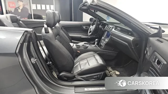 Ford Mustang 2021 Серый из Кореи, фото 2