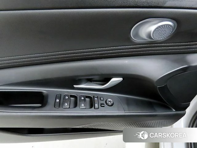 Hyundai The New Avante (CN7) 2023 Жемчужный цвет из Кореи, фото 2