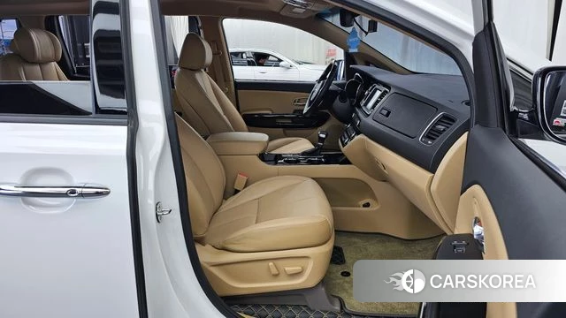 Kia The New Carnival 2019 Белый из Кореи, фото 2