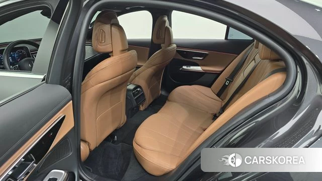 Mercedes-Benz E-Class W214 2024 Серый из Кореи, фото 2