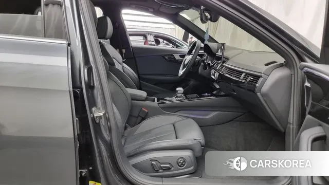 Audi A4 (B9) 2021 Серый из Кореи, фото 2