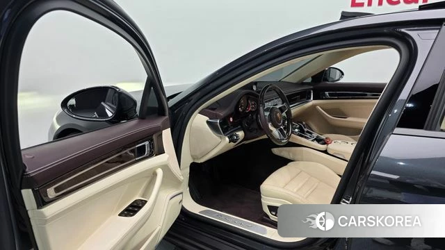 Porsche Panamera (971) 2018 Серый из Кореи, фото 2