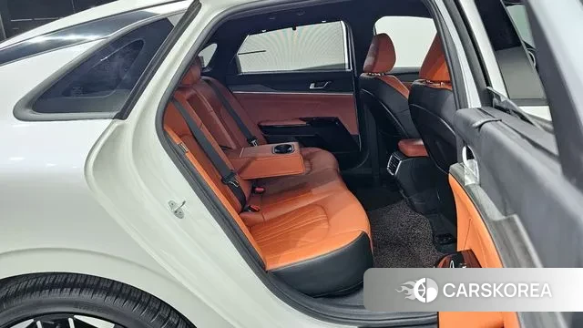 Kia The New K5 3rd generation 2023 Белый из Кореи, фото 2