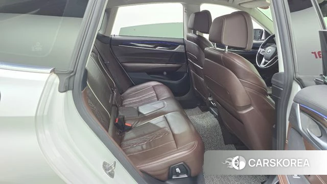 BMW 6 Series GT (G32) 2019 Белый из Кореи, фото 2