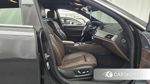 BMW 6 Series GT (G32) 2019 Серый из Кореи, фото 2