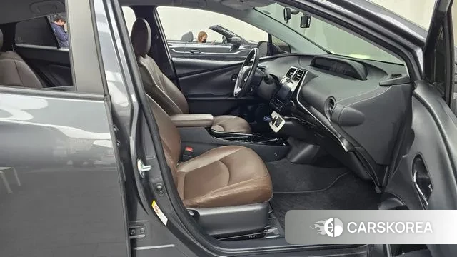 Toyota Prius 4th Generation 2018 Серый из Кореи, фото 2