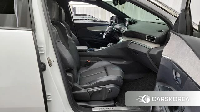 Peugeot 3008 second generation 2022 Белый из Кореи, фото 2