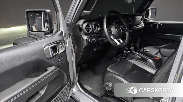 Jeep Wrangler (JL) 2018 Серебристо-серый из Кореи, фото 2