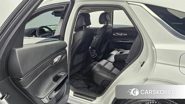 Genesis GV70 2024 Белый из Кореи, фото 2