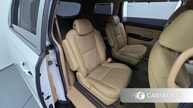 Kia The New Carnival 2019 Белый из Кореи, фото 2