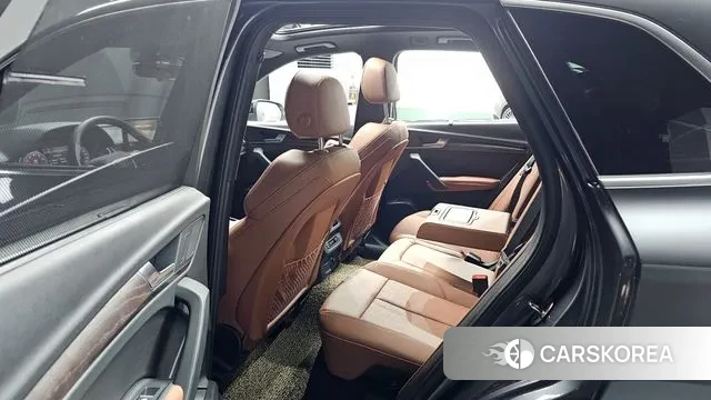 Audi Q5 (FY) 2023 Серый из Кореи, фото 2