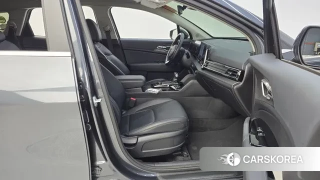 Kia Sportage 5th Generation 2023 Серый из Кореи, фото 2