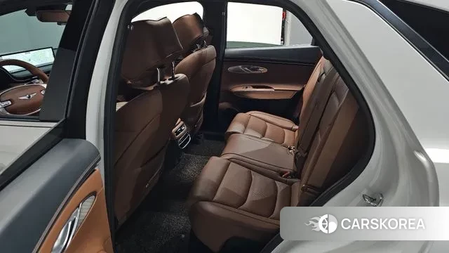 Genesis GV70 2021 Белый из Кореи, фото 2