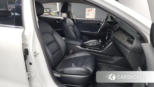 Kia K7 Premier 2020 Белый из Кореи, фото 2