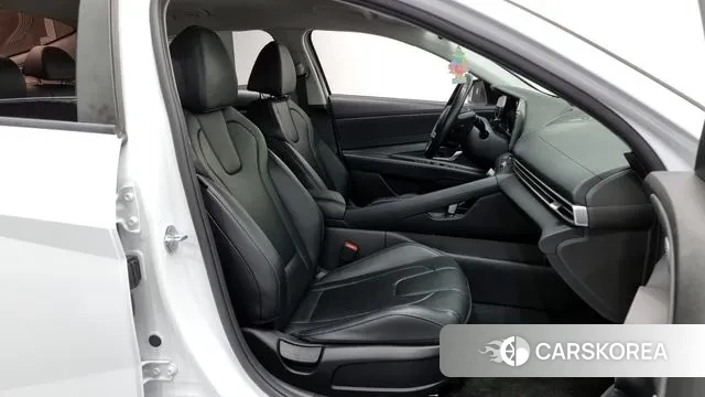 Hyundai Avante (CN7) 2021 Белый из Кореи, фото 2