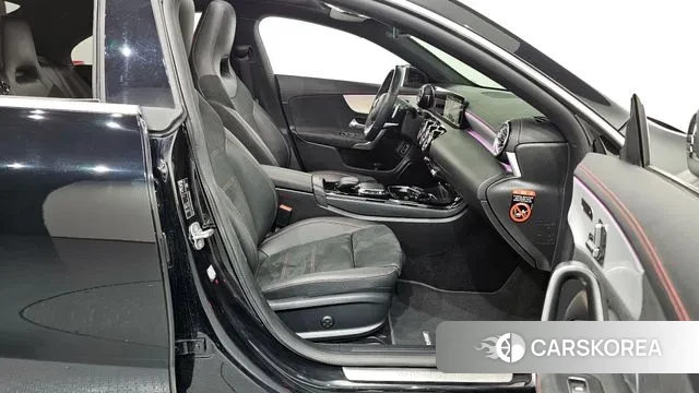 Mercedes-Benz CLA-Class C118 2023 Черный из Кореи, фото 2