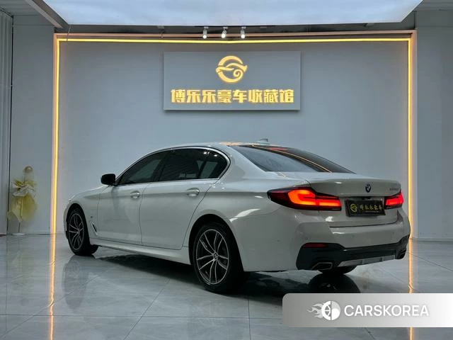 BMW 5 series 2021 Белый из Китая, фото 2