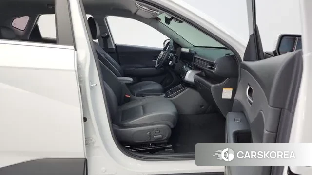 Hyundai Kona Hybrid (SX2) 2023 Белый из Кореи, фото 2