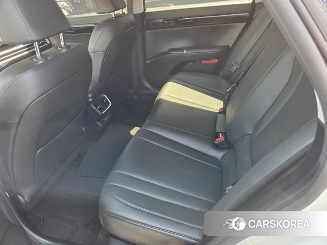 Hyundai Grandeur (GN7) 2023 Белый из Кореи, фото 2