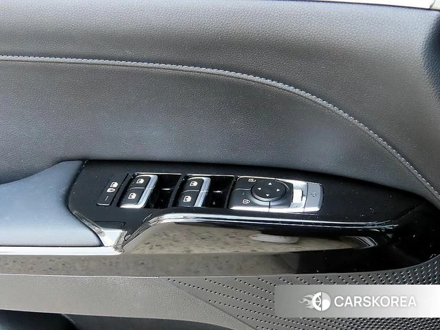 Kia K5 3rd generation 2022 Серебристо-серый из Кореи, фото 2