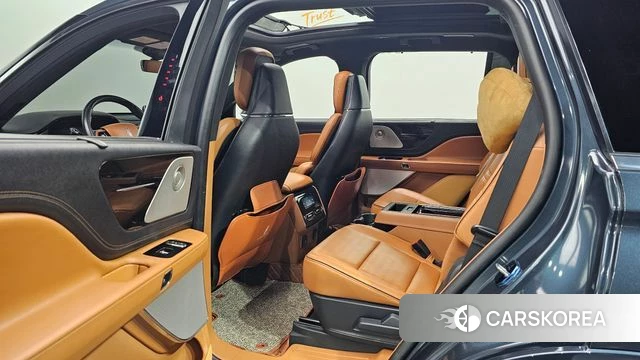 Lincoln Aviator 2nd generation 2020 Серый из Кореи, фото 2